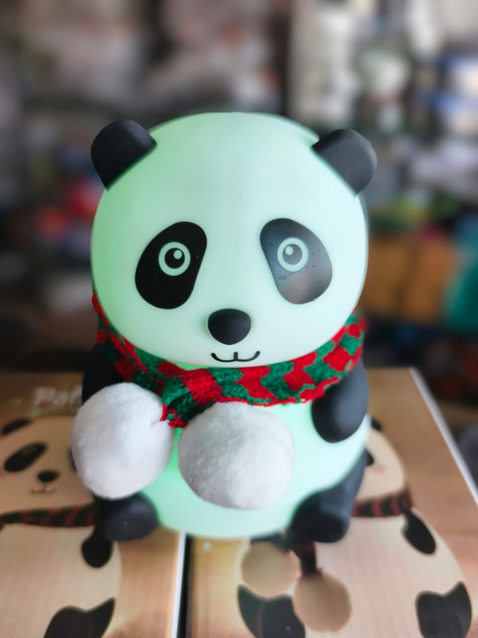 Rechargeable Silicone Panda Night Light for Kids | 7-Color LED Changing Lamp |Adorable Room Decor & Gift for Toddlers, Teens, & Valentine's Day Present|Soft BPA-Free Nightlight| Multicolour